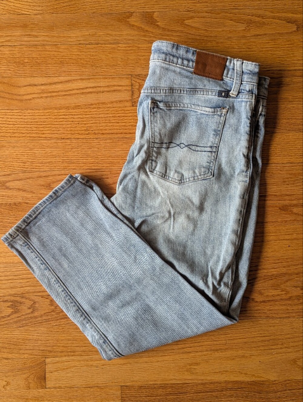 Lucky Brand Light Wash Cropped Jeans, 31 (12)